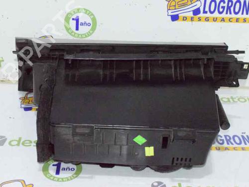 Glove box MERCEDES-BENZ B-CLASS Sports Tourer (W245) B 200 (245.233) | BP802221C95 