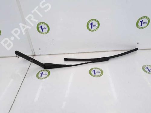 Used Front windshield wiper arm BMW 1 (E87) 116 d (116 hp) 4386496
