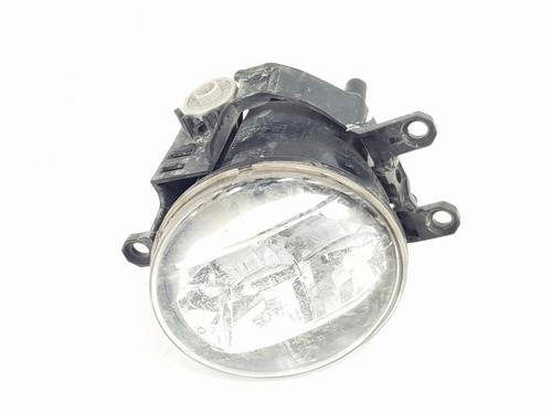 right-front-fog-light-toyota-land-cruiser-prado-_j15_-2009-37013831 main image