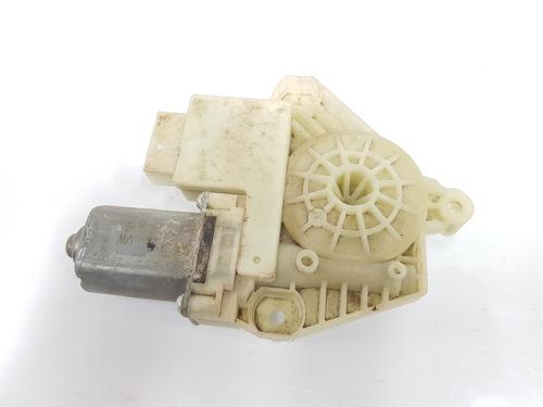 Used Right rear window motor VW GOLF VII (5G1, BQ1, BE1, BE2) 2.0 TDI (150 hp) 3662482