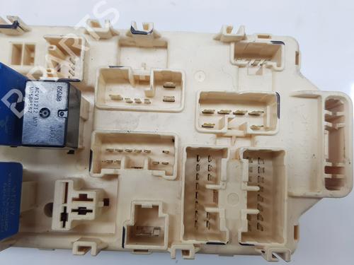 Fuse box MITSUBISHI PAJERO III (V7_W, V6_W) 3.2 Di-D (V68W) | BP13687897E1 
