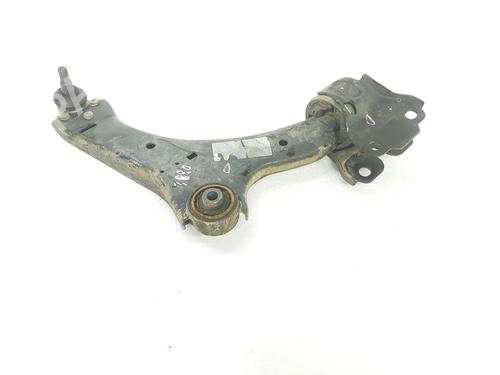 Bras de suspension avant droit VOLVO V60 I (155) D3 (136 hp) 8303082