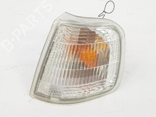 Used Right front indicator PEUGEOT 405 I (15B) 1.9 (120 hp) 11682418
