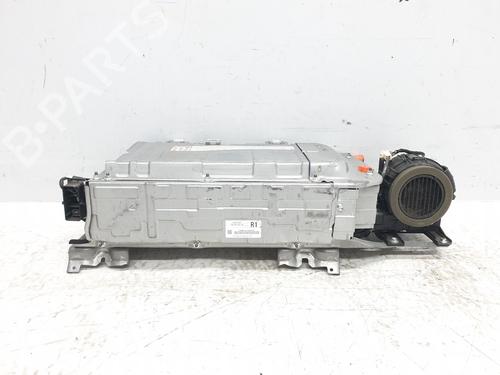 Used Battery TOYOTA YARIS (_P13_) 1.5 Hybrid (NHP130_, NHP130) (101 hp) 27264732