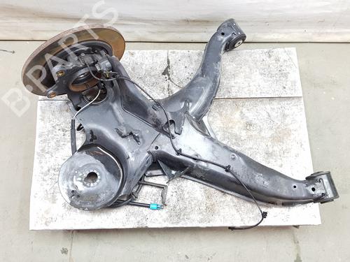 Used Left rear steering knuckle Left rear steering knuckle MERCEDES-BENZ VITO Tourer (W447) 114 CDI (447.701, 447.703, 447.705) (136 hp) 34451942 34451942