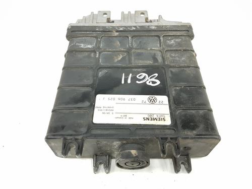 Engine control unit (ECU) VW GOLF III (1H1)  | BP27272244M57 