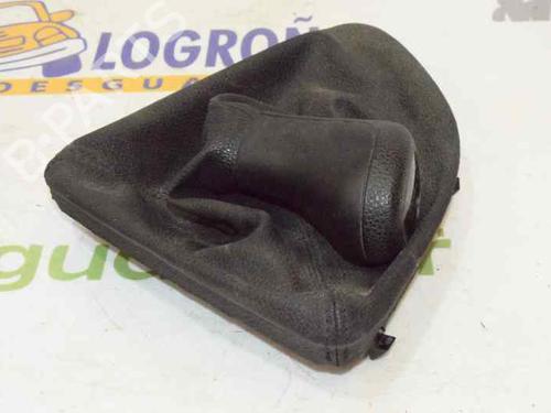 Used Shift knob BMW 1 (E81) 118 i (143 hp) 11392868