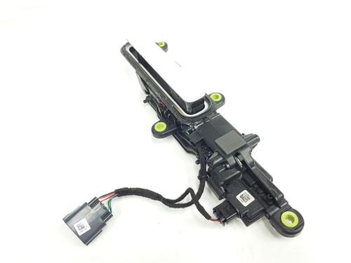 Puxador exterior trás direito LAND ROVER RANGE ROVER EVOQUE (L551) 2.0 D150 | BP30853341C130