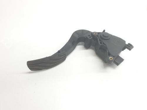 Pedal RENAULT MEGANE IV Grandtour (K9A/M/N_) [2016-2026]  32518028