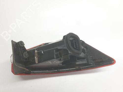 Right taillight SKODA KAROQ (NU7, ND7) 1.5 TSI | BP31598640C35