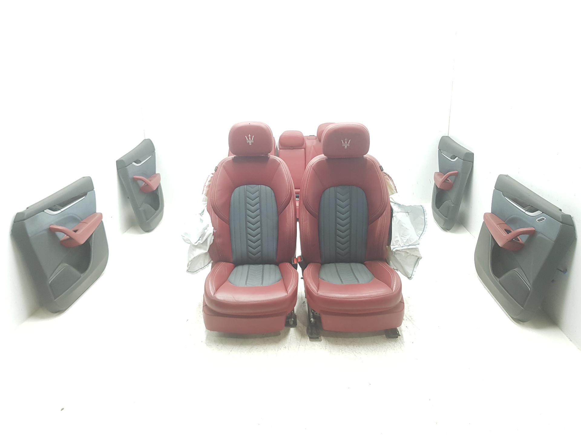 Seats set – Maserati LEVANTE SUV (M161) 3.0 D Q4 (2016-2026)