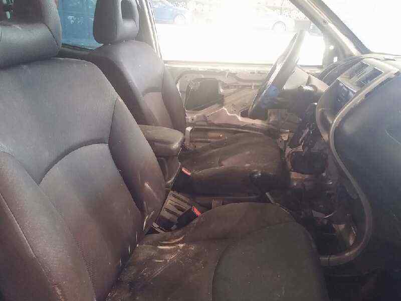 Airbag conducteur NISSAN TERRANO II (R20) 3.0 Di 4WD 98510AV600