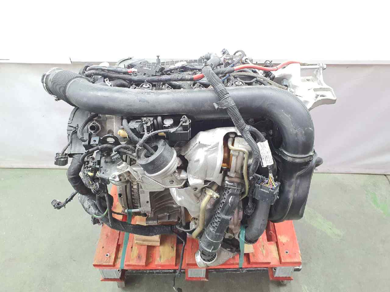 Motor VOLVO XC60 I SUV 156 D3 7275472 B Parts motor-volvo-xc60-i-suv-156-d3-7275472-b-parts