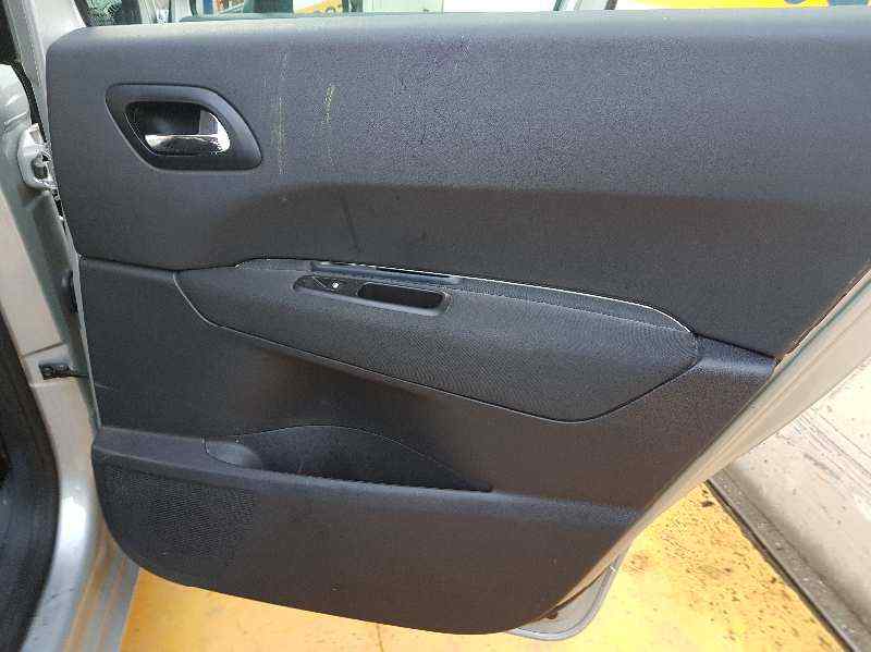 Fuse box PEUGEOT 5008 (0U_, 0E_) 1.6 16V BParts