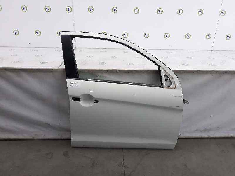 Right Front Door Mitsubishi Asx Ga W 1 8 Di D 5700b226 5700b534 Color Blanco Sin Accesorios Ver Fotos Tiene Algun Roce B Parts