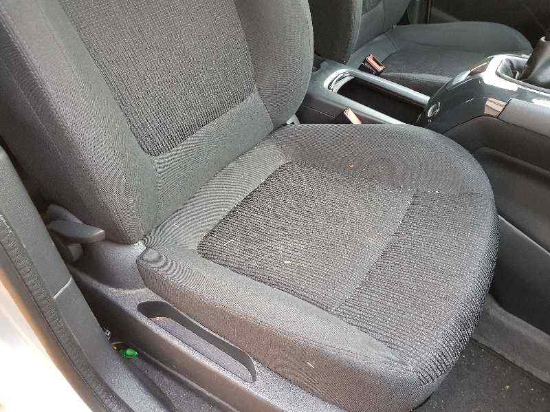 Fuse box PEUGEOT 5008 (0U_, 0E_) 1.6 16V BParts