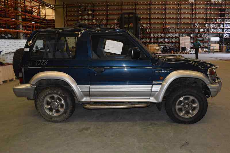Mitsubishi pajero v26w
