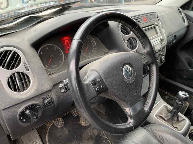 Interior roof light VW TIGUAN (5N_) 2.0 TDI 6Q0947291B 6Q0947291B BParts