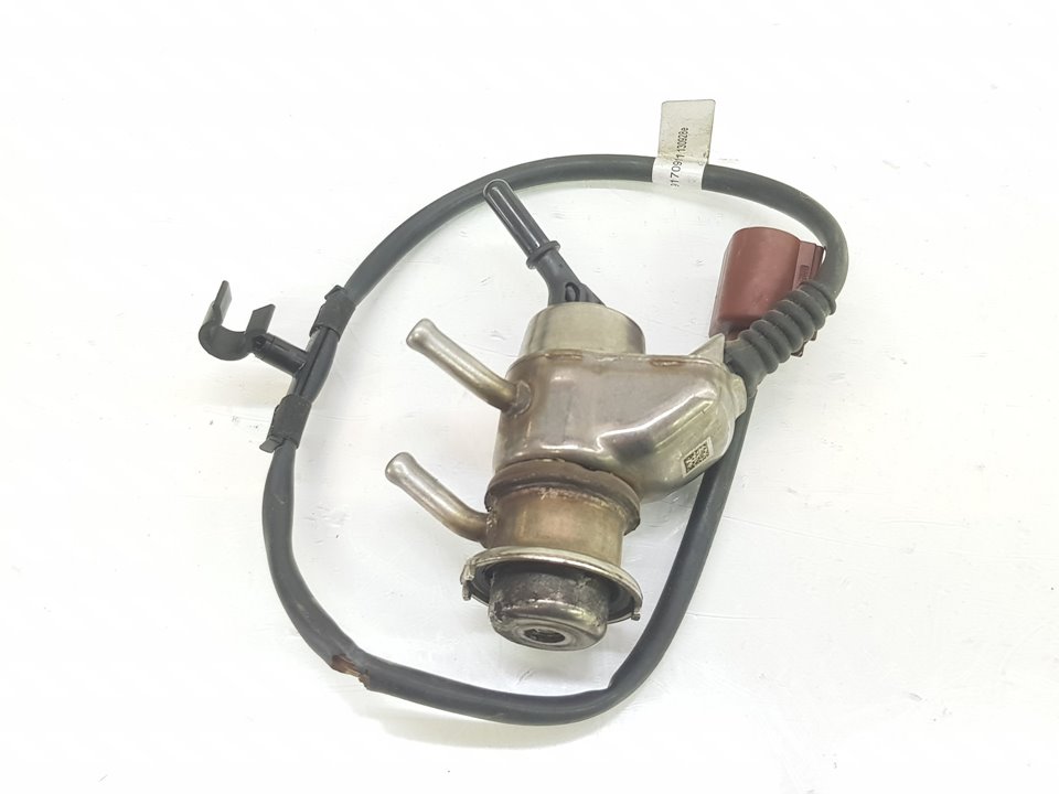 Injector AUDI Q3 (8UB, 8UG) 2.0 TDI 11511998 BParts