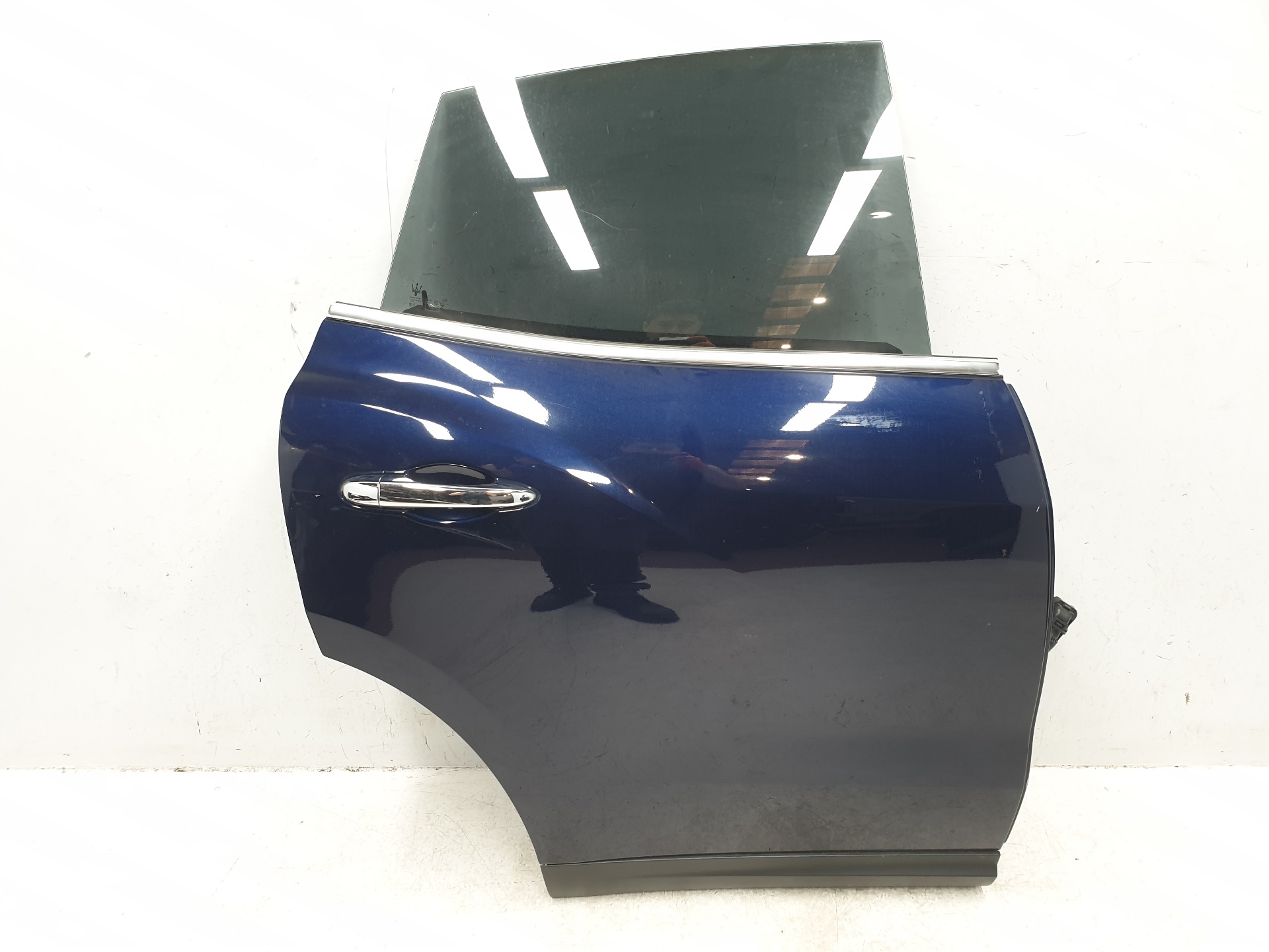 Right rear door – Maserati LEVANTE SUV (M161) (2016-2026)