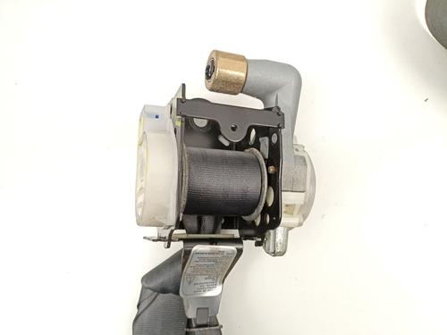Front left seatbelt KIA CERATO I Hatchback (LD) 1.5 CRDi | BP25736760I26 