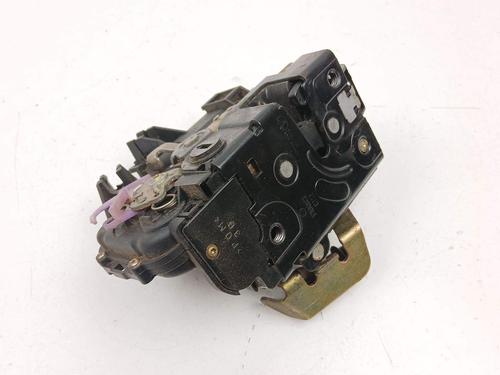 rear-left-lock-audi-a6-c5-4b2-4b4-1997-1998-1999-2000-2001-2002-2003-2004-2005-28172596 main image