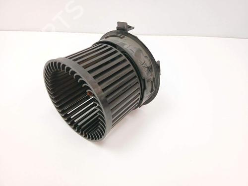 Used Heater blower motor Heater blower motor PEUGEOT 308 I (4A_, 4C_) 1.6 HDi (90 hp) 40448292 40448292