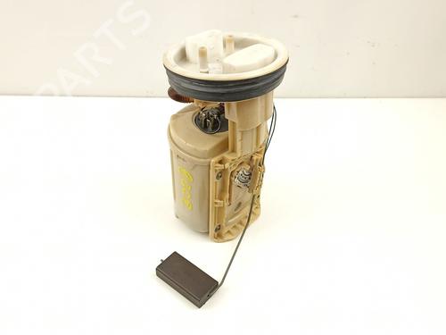 Used Fuel pump SEAT IBIZA II (6K1) 1.4 16V (75 hp) 15097567