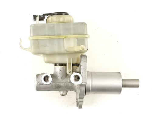 brake-master-cylinder-bmw-5-e60-2001-2002-2003-2004-2005-2006-2007-2008-2009-2010-37441448 main image