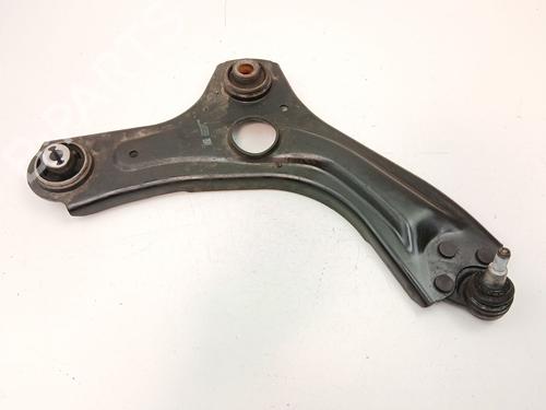 Used Right front suspension arm RENAULT CAPTUR II (HF_) TCe 130 (HFMF) (131 hp) 27661264