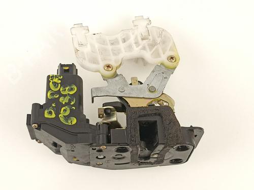 Front right lock KIA CERATO I Hatchback (LD)  | BP13411918C97 
