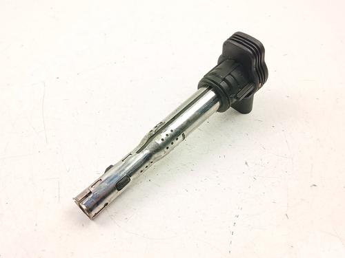 ignition-coil-vw-passat-b6-3c2-2005-2006-2007-2008-2009-2010-2011-32482866 main image