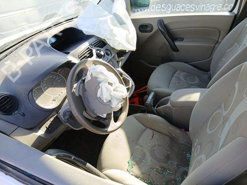 Left taillight RENAULT KANGOO / GRAND KANGOO II (KW0/1_) 1.5 dCi (KW0C, KW2C, KW4C) | BP29983322C34