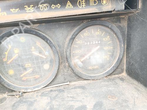 Left headlight NISSAN TRADE Platform/Chassis 2.8 D | BP32127143C28 