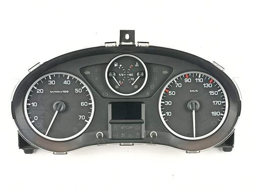 Used Instrument cluster Instrument cluster 10928044 10928044