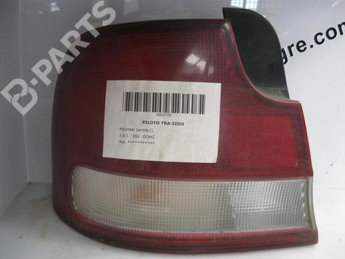 Used Left taillight HYUNDAI LANTRA I (J-1) 1.8 i.e. 16V (127 hp) 12099035