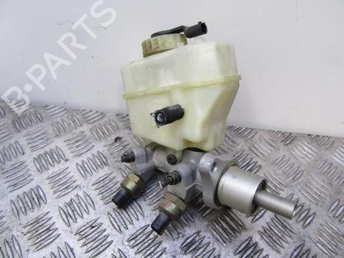 Used Brake master cylinder Brake master cylinder 37441318 37441318