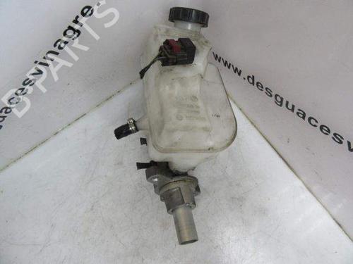 Brake master cylinder FORD TRANSIT Van (FA_ _) 2.4 TDCi RWD | BP37441135M77 - Image 3