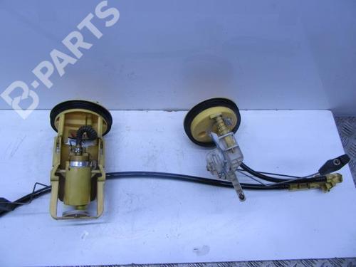 Used Fuel pump BMW 3 (E46) 320 d (150 hp) 11339867