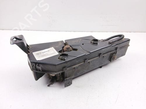 Used AdBlue tank PEUGEOT 5008 (0U_, 0E_) 2.0 HDi 150 / BlueHDi 150 (150 hp) 29870028