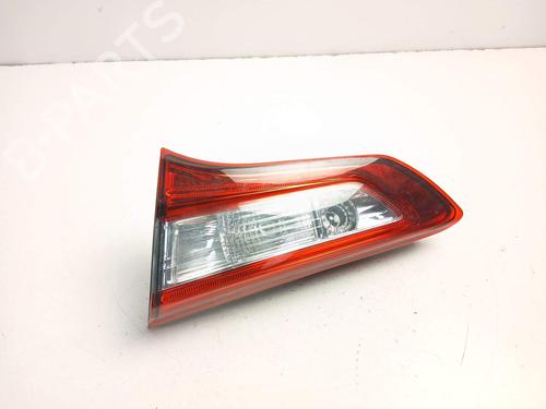 Used Right tailgate light Right tailgate light TOYOTA YARIS (_P13_) 1.5 Hybrid (NHP130_, NHP130) (101 hp) 33295361 33295361