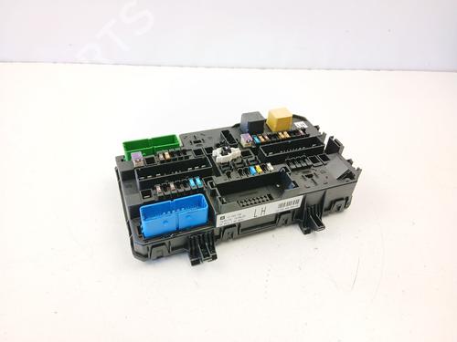 Used Fuse box Fuse box OPEL ZAFIRA / ZAFIRA FAMILY B (A05) 1.7 CDTI (M75) (125 hp) 33040276 33040276