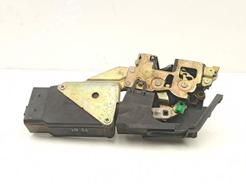 Rear left lock VOLVO S40 I (644) 1.9 DI | BP15586438C100 