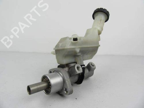 brake-master-cylinder-renault-clio-iii-br01-cr01-2005-2006-2007-2008-2009-2010-2011-2012-2013-2014-37441392 main image