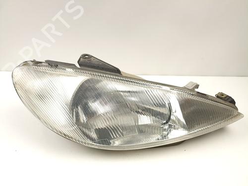 Højre forlygte PEUGEOT 206 Hatchback (2A/C) 1.4 i (75 hp) 21568709