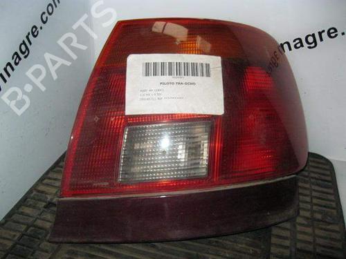 Used Right taillight Right taillight 12097552 12097552