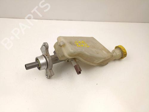 Used Brake master cylinder Brake master cylinder 37441755 37441755