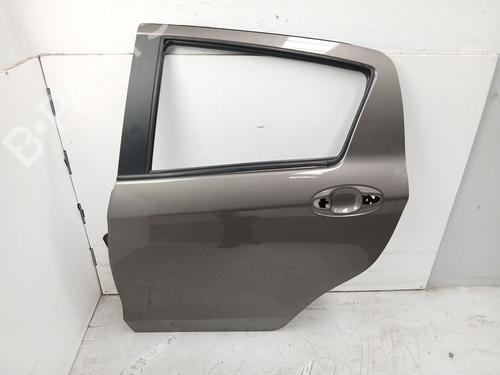 Used Left rear door Left rear door TOYOTA YARIS (_P13_) 1.5 Hybrid (NHP130_, NHP130) (101 hp) 33294844 33294844