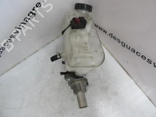 Brake master cylinder FORD TRANSIT Van (FA_ _) 2.4 TDCi RWD | BP37441135M77 - Image 3
