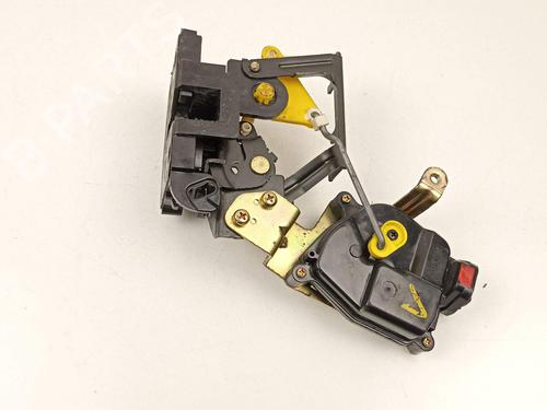 Used Front left lock Front left lock 17493374 17493374